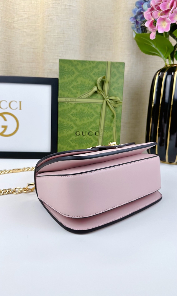 激安グッチバッグコピー角部分ディテール